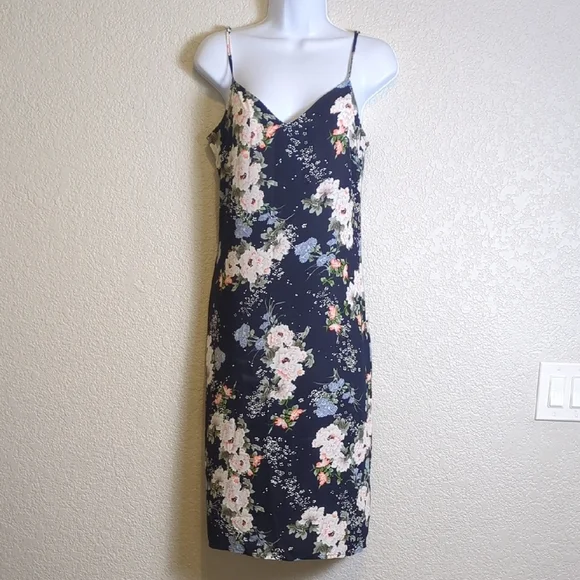 Nordstrom Love, Fire navy floral sleeveless v neck midi dress - Picture 1 of 7